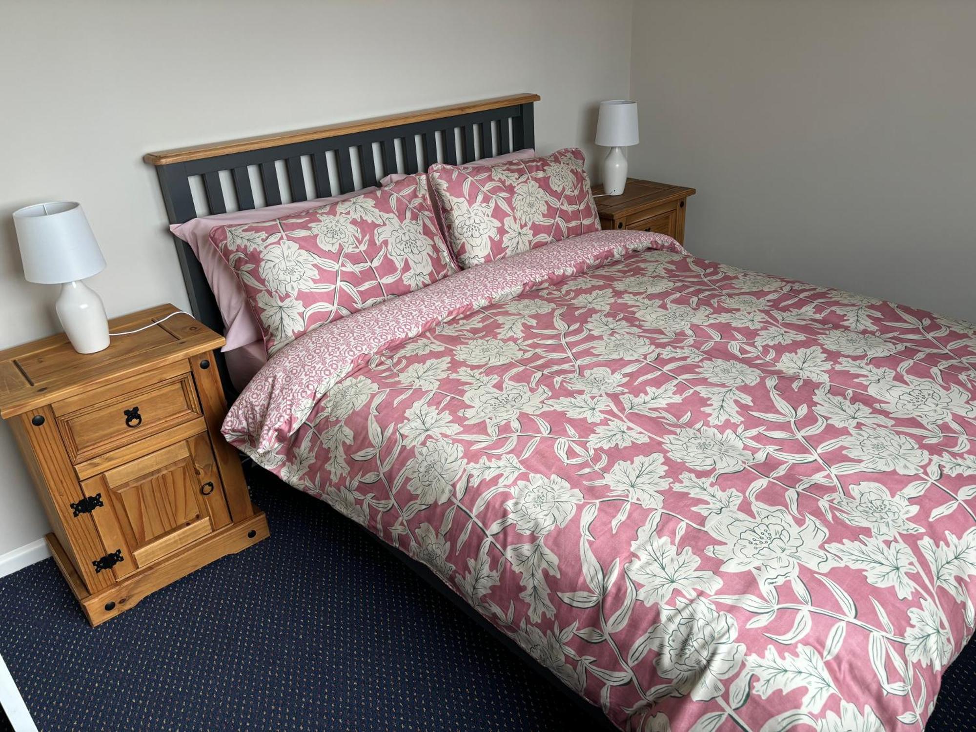 2 Bedroom Bungalow Rhosllanerchrugog Екстер'єр фото